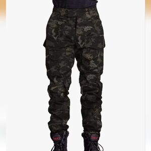 AKARMY Men's Multi-Pocket Hiking, Cargo, Work Pants-Camo